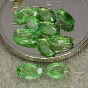 Pedras preciosas de Granada Tsavorita Verde médio natural de 2.09 ct, oval, VS