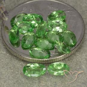 Pedras preciosas de Granada Tsavorita verde vivo natural de 3.01 ct, oval, VS