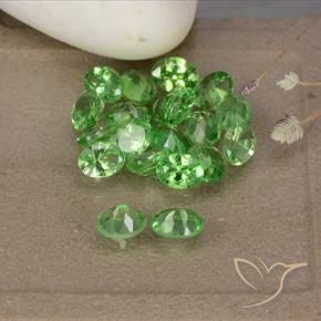 Pedras preciosas de Granada Tsavorita Verde médio natural de 3.77 ct, oval, VS