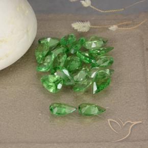 Pedras preciosas de Granada Tsavorita Verde médio natural de 3.30 ct, Formato de pêra, VS