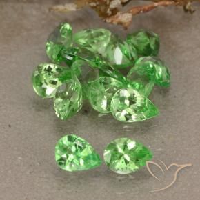 Pedras preciosas de Granada Tsavorita verde vivo natural de 2.56 ct, Formato de pêra, VS