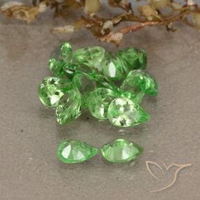 Pedras preciosas de Granada Tsavorita verde vivo natural de 2.56 ct, Formato de pêra, VS