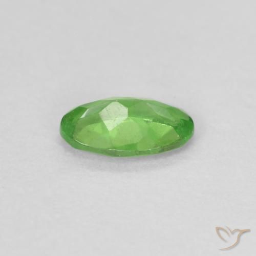 Granada Tsavorita verde vivo Natural 0.22ct, oval, VS