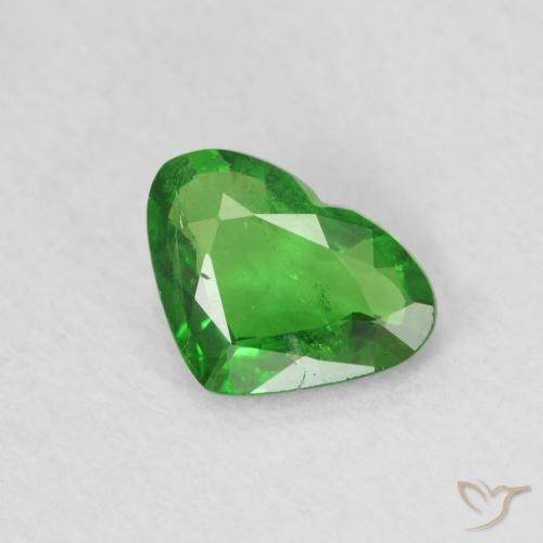Granada Tsavorita Verde médio Natural 0.80ct, Formato de coração, VS