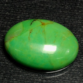 Turquesa verde natural 6,57ct, corte oval, opaco
