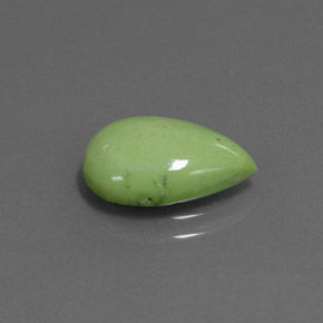 Turquesa verde natural 2,69ct, formato de pêra, opaco