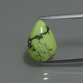 Turquesa verde natural 2,60ct, formato de pêra, opaco