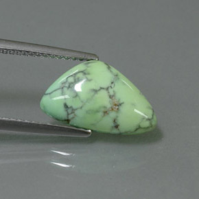 Turquesa verde natural 2,71ct, forma extravagante, opaco