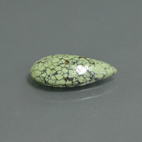 Turquesa verde natural 1,85ct, formato de pêra, opaco