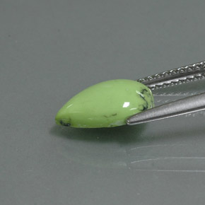 Turquesa verde natural 1,66ct, formato de pêra, opaco