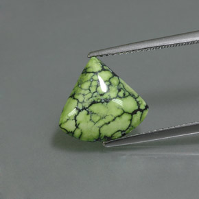 Turquesa verde natural 2,93ct, forma extravagante, opaco