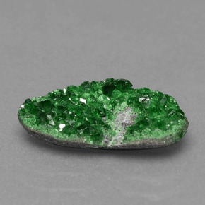 Uvarovita Garnet Drusy Verde Natural 3.57ct, Forma extravagante, Opaco