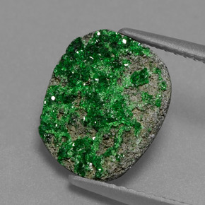 Uvarovita Garnet Drusy Verde Natural 3.34ct, Forma extravagante, Opaco