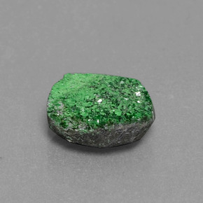 Uvarovita Garnet Drusy Verde Natural 2.39ct, Forma extravagante, Opaco