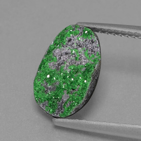 Uvarovita Garnet Drusy Verde Natural 3.14ct, Forma extravagante, Opaco