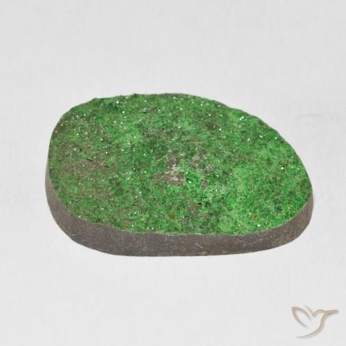 Uvarovita Garnet Drusy Verde claro Natural 49.54ct, Chique, Opaco