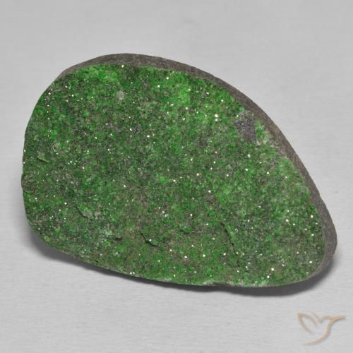 Uvarovita Garnet Drusy verde pinho Natural 52.11ct, Chique, Opaco