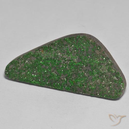 Uvarovita Garnet Drusy verde escuro Natural 58.67ct, Chique, Opaco