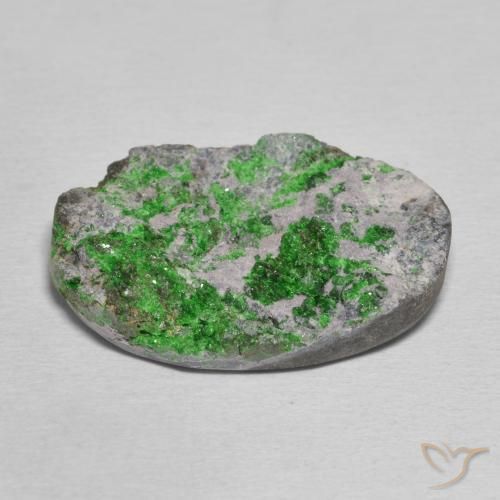 Uvarovita Garnet Drusy Verde limão Natural 24.70ct, oval, Opaco