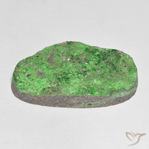 Uvarovita Garnet Drusy Verde médio Natural 48.09ct, Chique, Opaco