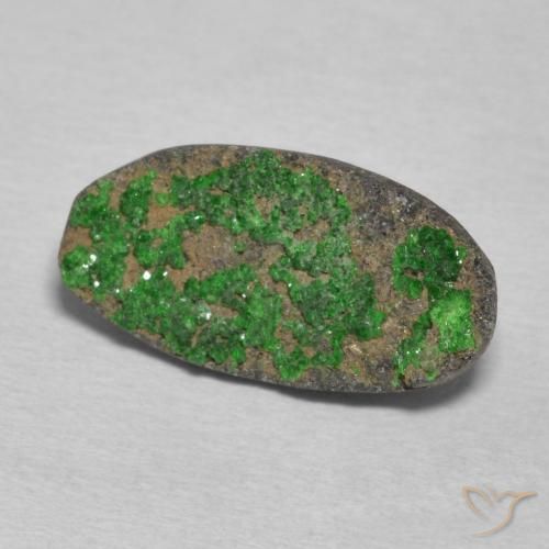 Uvarovita Garnet Drusy verde escuro Natural 7.42ct, oval, Opaco