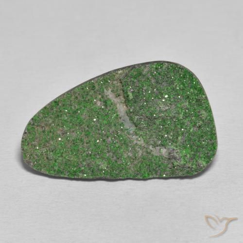 31.31ct Natural Pinho Verde Pálido Uvarovita Garnet Drusy, Chique, Opaco