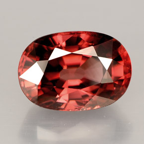 Zircão laranja natural 4,50ct, corte oval, VVS