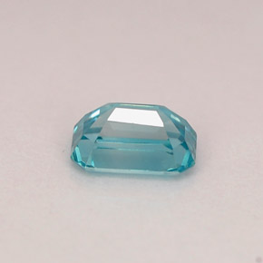Zircão azul natural 0,90ct, corte esmeralda, VVS