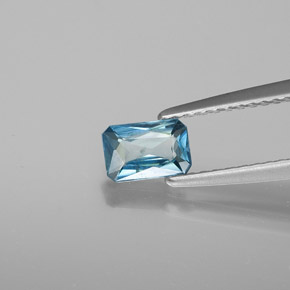 Zircão azul natural 0,66ct, corte esmeralda, SI