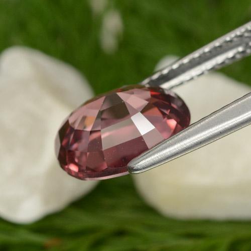 Zircão vermelho natural 4,42ct, corte oval, VVS