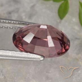 Zircão Vermelho escuro Natural 2.96ct, oval, VVS-VS