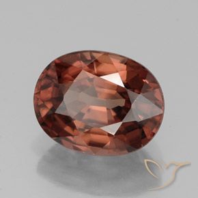 Zircão Vermelho Carmesim Profundo Natural 3.27ct, oval, VVS-VS