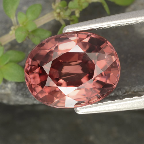 Zircão vermelho natural 3,16ct, corte oval, VS