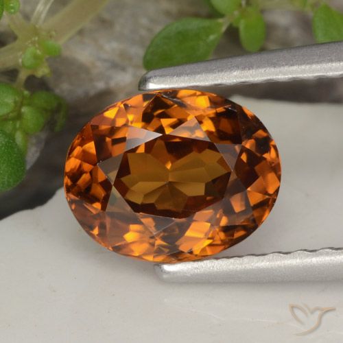 1.68ct Natural laranja avermelhado Zircão, oval, VVS