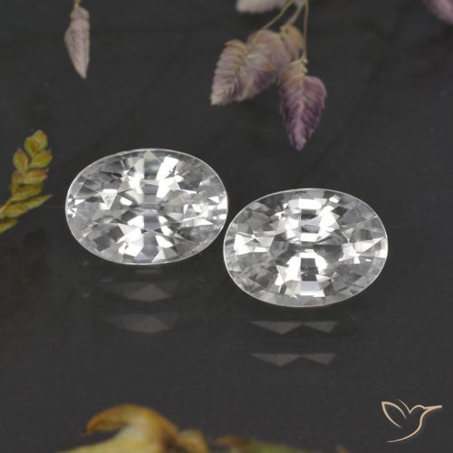 2.63ctw Natural Branco Zircão, oval, VVS-VS