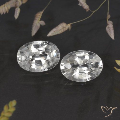 2.33ctw Natural Branco Zircão, oval, VVS-VS
