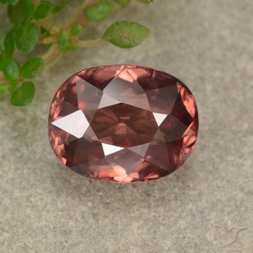 3.51ct Natural Vermelho escuro Zircão, oval, VVS-VS