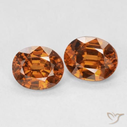 Pedras preciosas de Zircão Laranja Profundo natural de 1.96 ct, oval, VVS