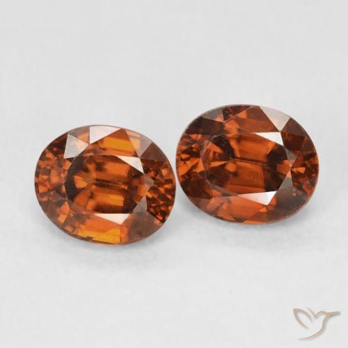 Pedras preciosas de Zircão Laranja Profundo natural de 2.16 ct, oval, VVS