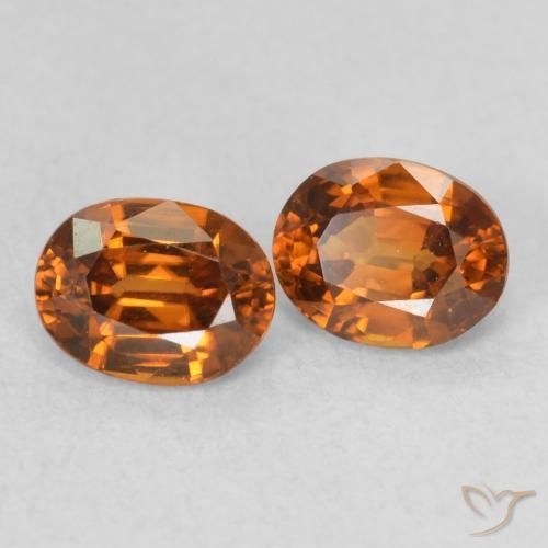 Pedras preciosas de Zircão Laranja Profundo natural de 1.21 ct, oval, VS