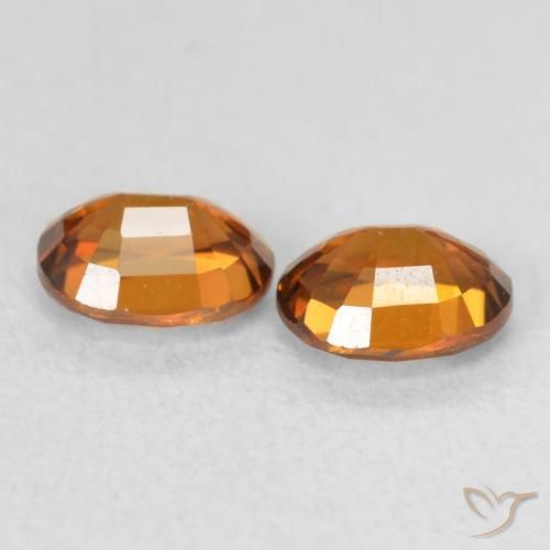 Pedras preciosas de Zircão Laranja Profundo natural de 1.21 ct, oval, VS