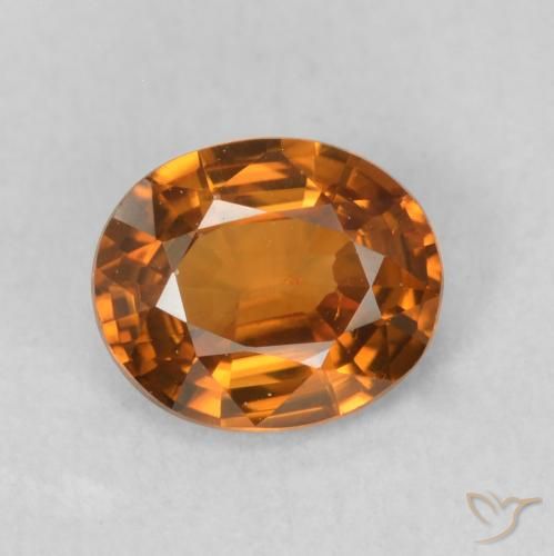 0.84ct Natural Medium Dark-Orange Zircão, oval, VVS-VS