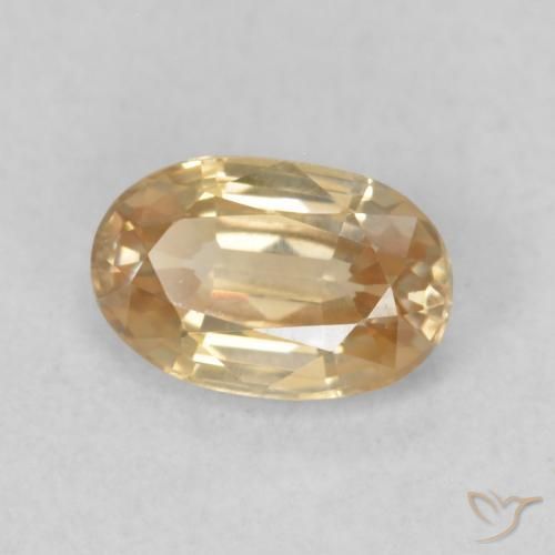 Zircão Dourado Pêssego Claro Natural 0.70ct, oval, VVS-VS