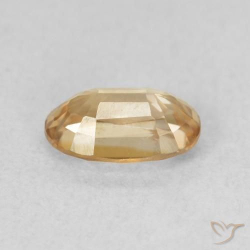 Zircão Dourado Pêssego Claro Natural 0.70ct, oval, VVS-VS