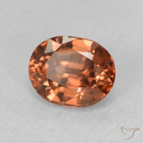 Zircão Laranja Profundo Natural 0.94ct, oval, VVS-VS