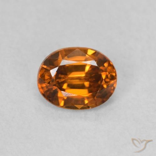0.62ct Natural Medium Dark-Orange Zircão, oval, VVS