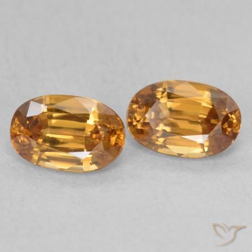 Pedras preciosas de Zircão ouro médio natural de 1.59 ct, oval, VVS-VS